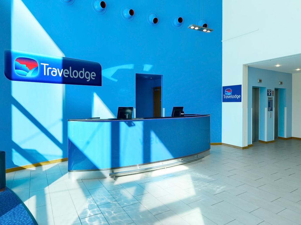 Ramada Encore Milton Keynes Exterior foto